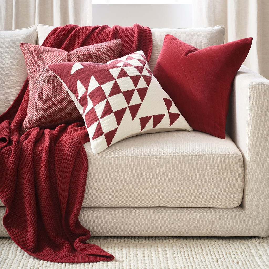 Cojín Triangulos Rojo