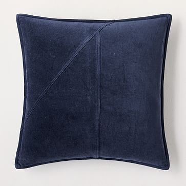 Cojín Velveth Triangulo