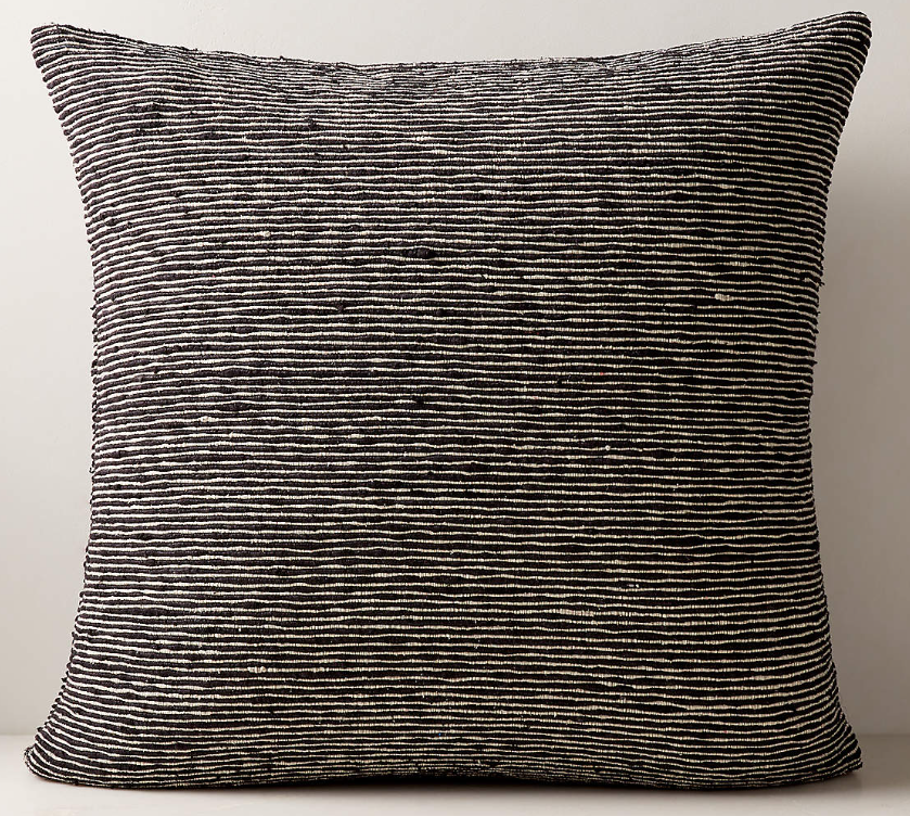 Cojín Líneas Blanco y Negro XL