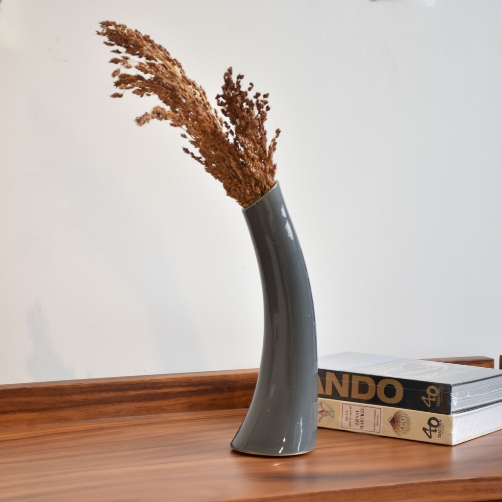 Florero Cuerno gris