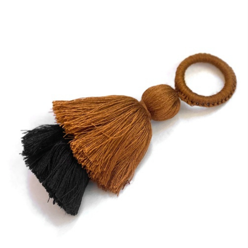 [UM0013] Servilleteros pompon negro con cafe