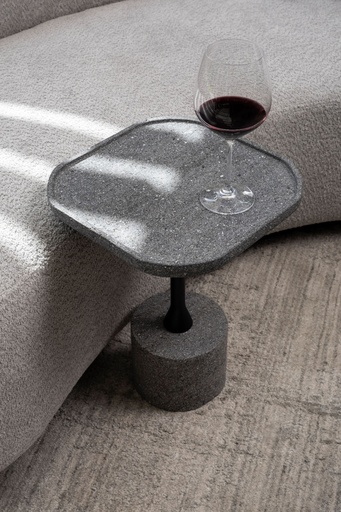 Side Table Piedra Volcanica Alta