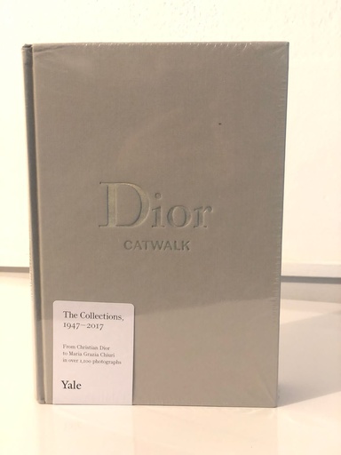 Libro Dior Catwalk