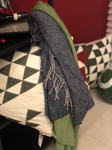 Throw Verde y Gris