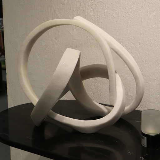 Escultura Nudo Infinito Blanco